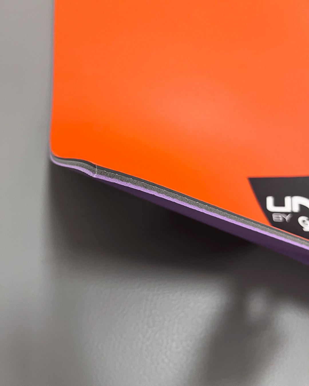9043-Gerflor-Orange-IG2